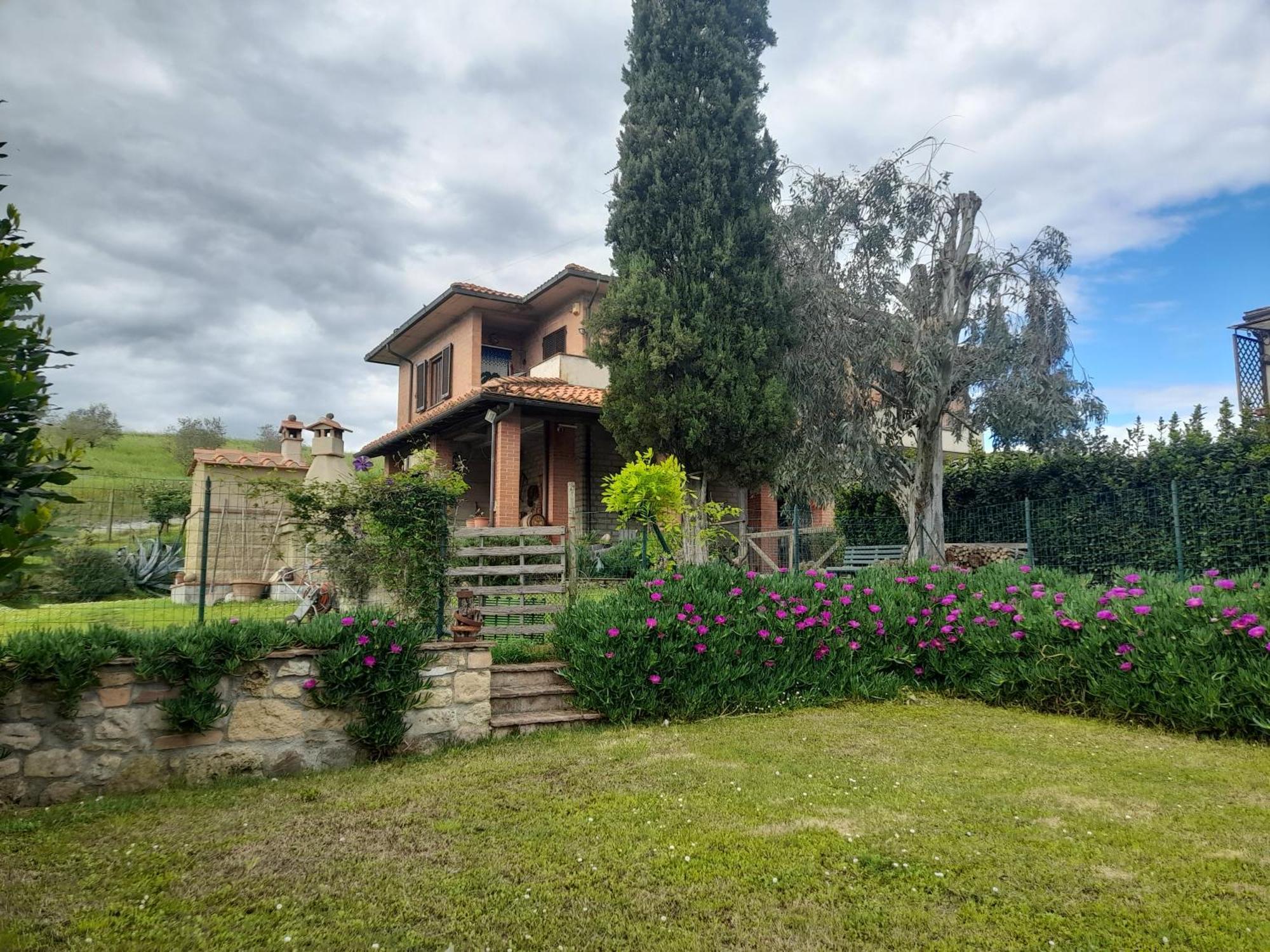 Agriturismo Santa Adriana Volterra Ngoại thất bức ảnh