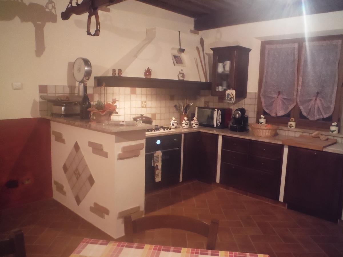 Agriturismo Santa Adriana Volterra Ngoại thất bức ảnh